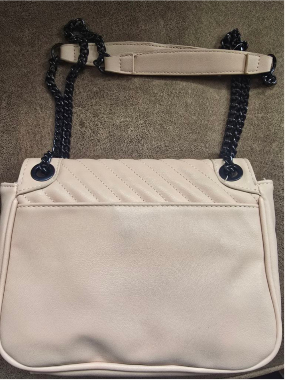 Women's Badgley Mischka Beige Quilted Shoulder Bag One Size - Picture 2 of 10